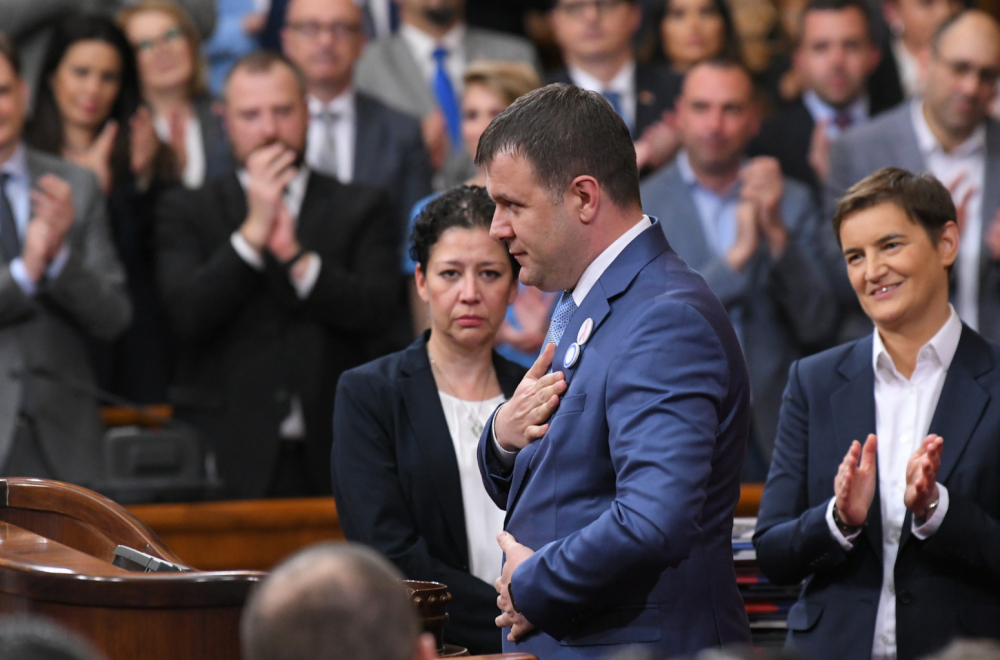 "Kao što je Aleksandar Vučić obećao; Rekordan broj Bošnjaka među novim policajcima"