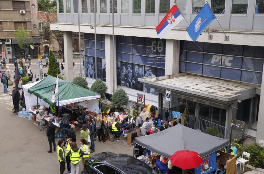 Fifth day of blockade of RTS: Employees and citizens are being harassed PHOTO/VIDEO