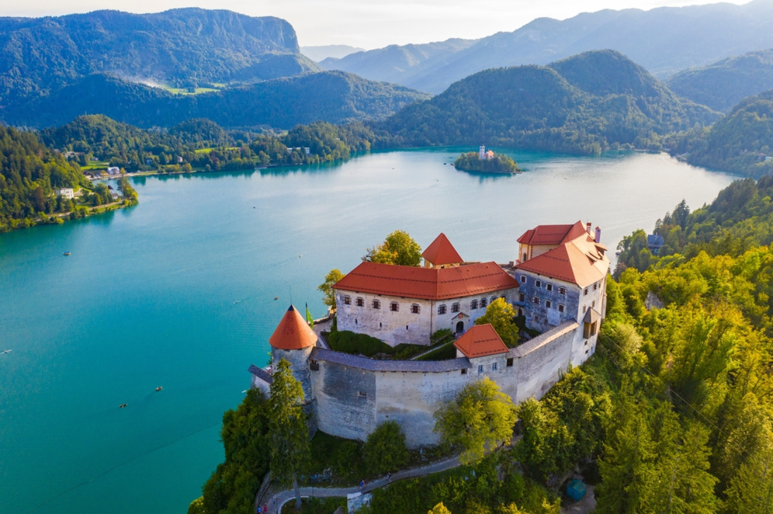 Najlepše jezero na svetu: Od Beograda udaljeno oko pet sati, idealno za izlet FOTO