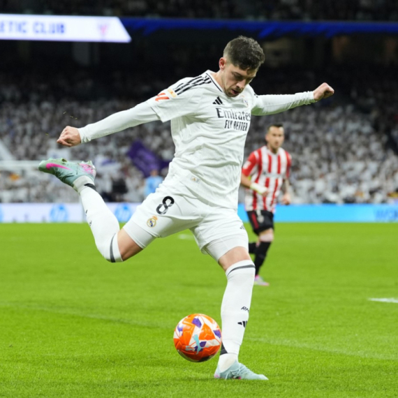 Golčina Valverdea ostavila Real u šampionskoj trci