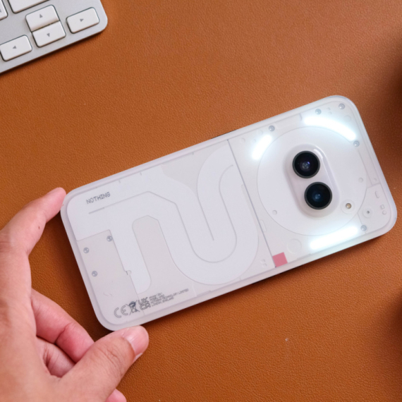 Znamo kada stiže Nothing Phone (3)