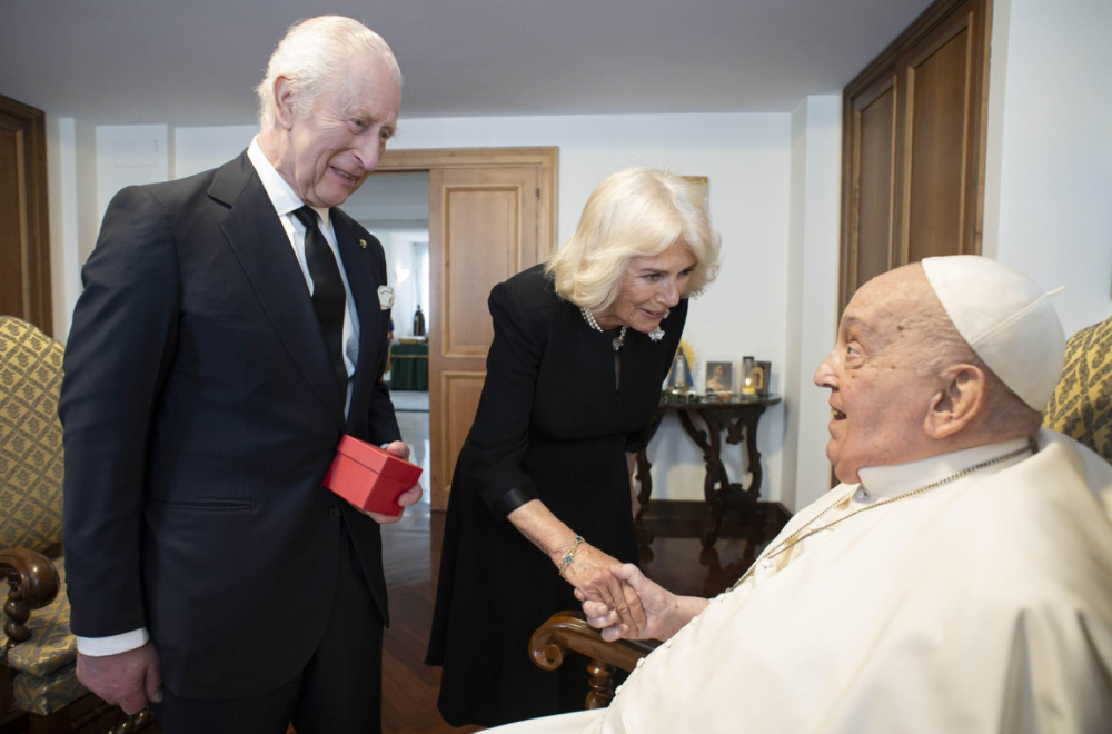 Kralju Čarlsu zabranjeno da prisustvuje sahrani pape Franje