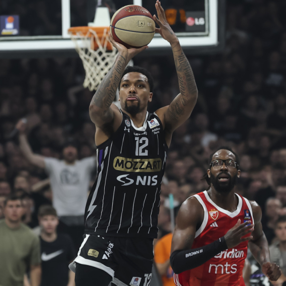 Partizan srušio Zvezdu – Sferopulos: "Bili smo blizu"; "Mi smo blago evropske košarke" VIDEO