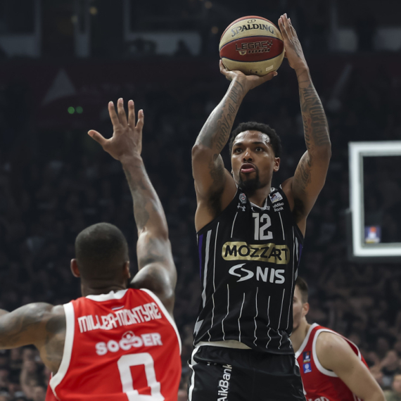 Partizan slavio u "večitom derbiju" – Sterling Braun presudio Zvezdi VIDEO