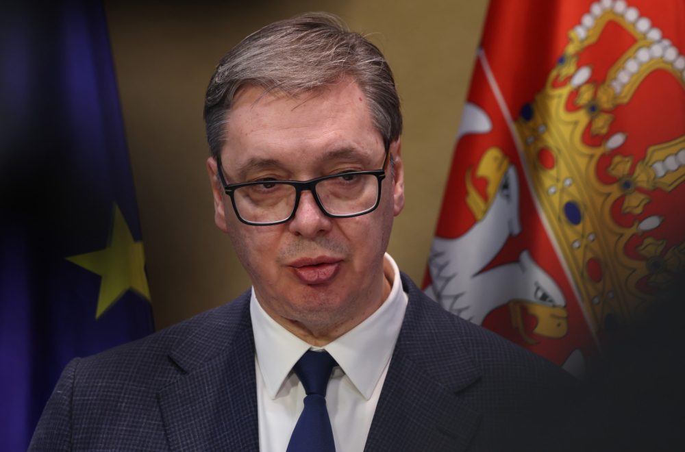 Vučić travels to Moscow: The plane took off from Baku; The aircraft was stopped due to air defense operations