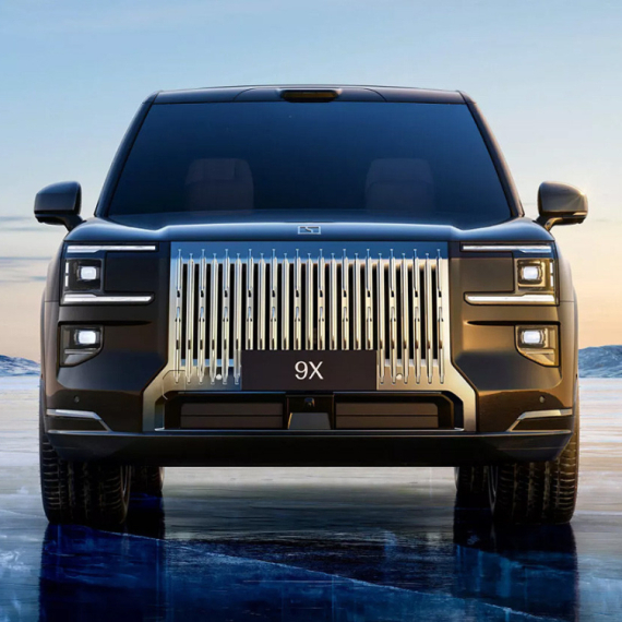 Izgleda kao Rolls-Royce, a košta kao BMW FOTO