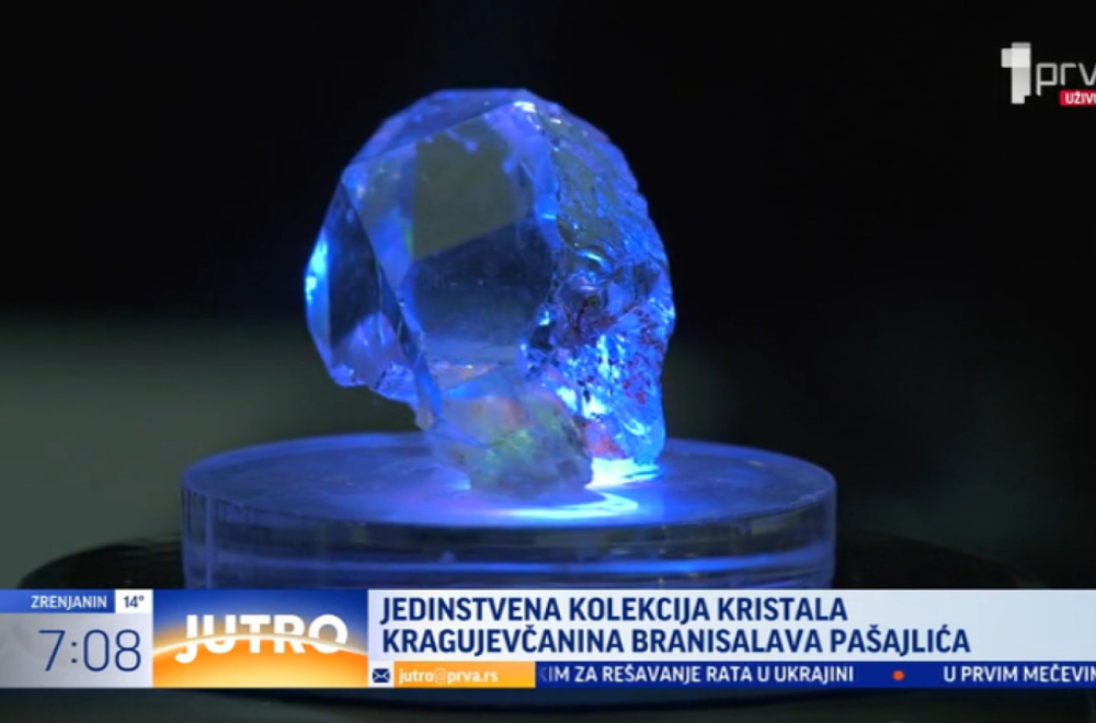Njegov primerak ima poglavar u Vatikanu: Kragujevčanin skuplja kristale iz gotovo celog sveta VIDEO