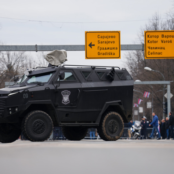 Special forces on alert - Dodik left the building of the Government of Republic of Srpska; SIPA spoke up VIDEO