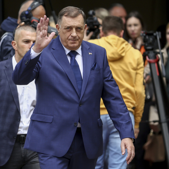 Oglasio se Dodik nakon Šmitove odluke: Jel to demokratija? Po kom osnovu?