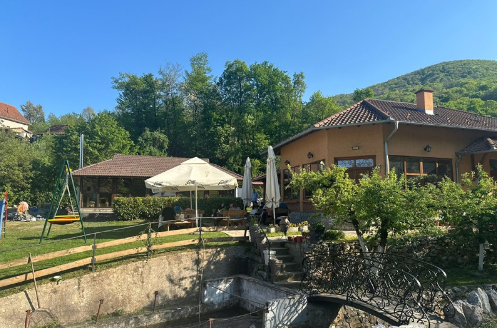 Ne jede se u Čačku samo pečenje: Milan otvorio jedinstven restoran u Srbiji FOTO