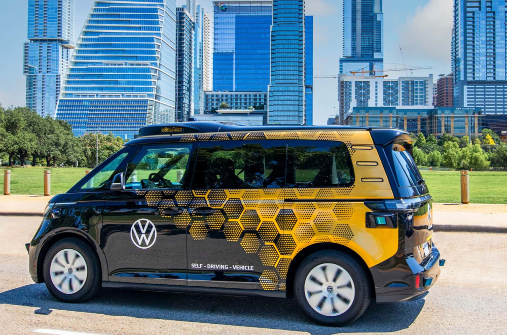 Uberu uskoro više neće trebati vozači, stižu nova autonomna vozila FOTO
