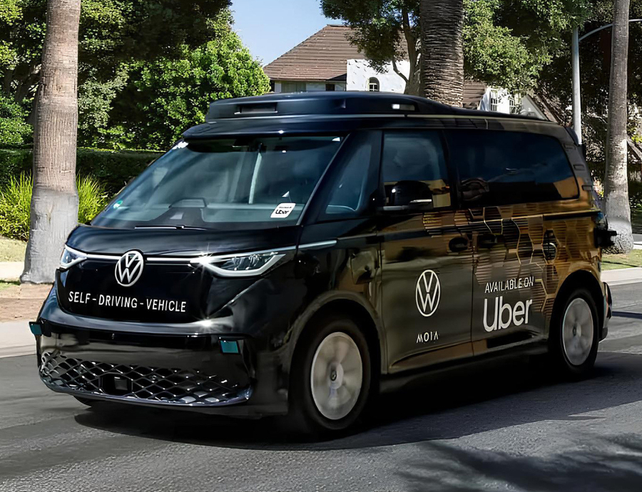 Volkswagen prestigao Teslu u trci za robotaksije!