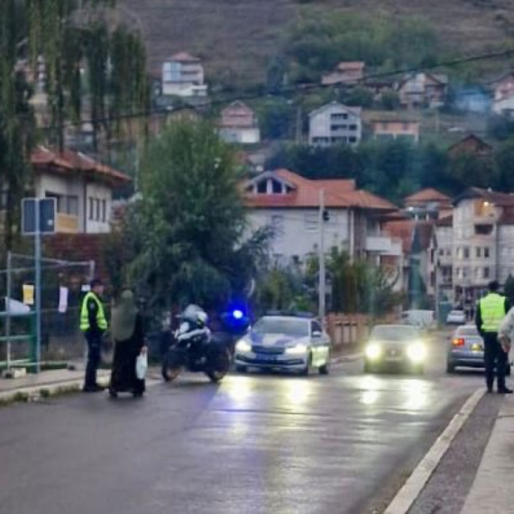Pucnjava u Novom Pazaru: Maskirani napadači ispalili hice na porodičnu kuću VIDEO