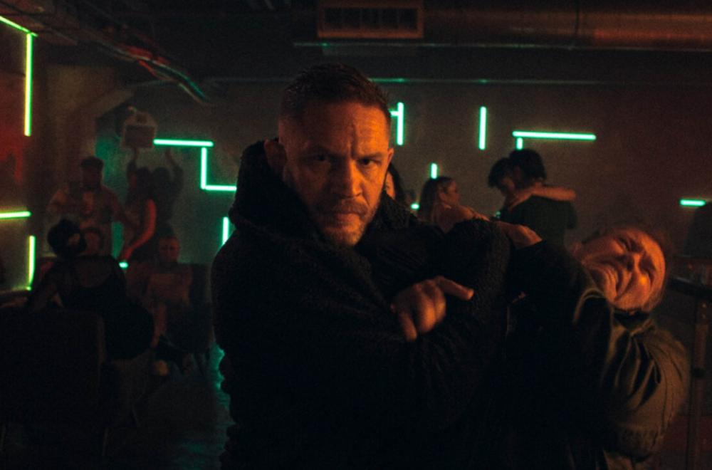 Novi Netflixov film s Tomom Hardijem među najgledanijim na svetu: Pohvale ne prestaju da se nižu VIDEO
