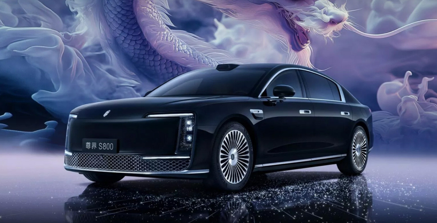 Novi ultraluksuzni Huawei u sebi kombinuje Rolls-Royce i Maybach FOTO