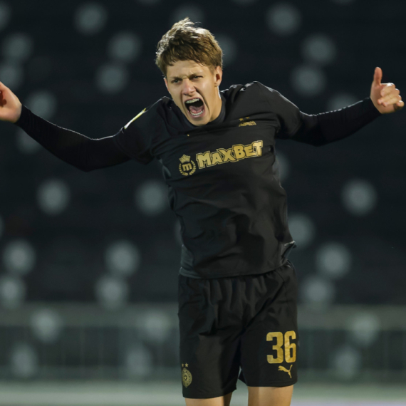 Ugrešić: "Da Junajted pošalje ponudu – ostao bih u Partizanu, ovo je najveći klub na svetu"