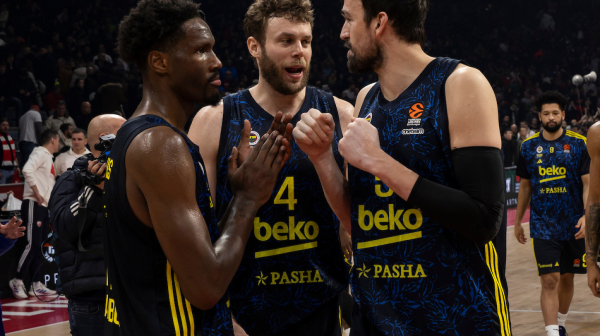 Fener oslabljen protiv Pariza?