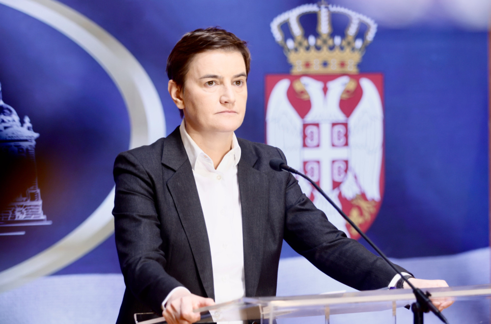 Brnabić odgovorila na Ponoševe sramne komentare: Vaša mržnja prema Vučiću je tolika jer mu niste ni do kolena