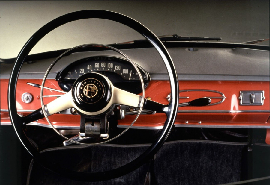 Alfa Romeo Giulietta Berlina: Lepotica stara 70 godina FOTO