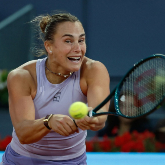 Sabalenka rutinski do četvrtfinala Madrida