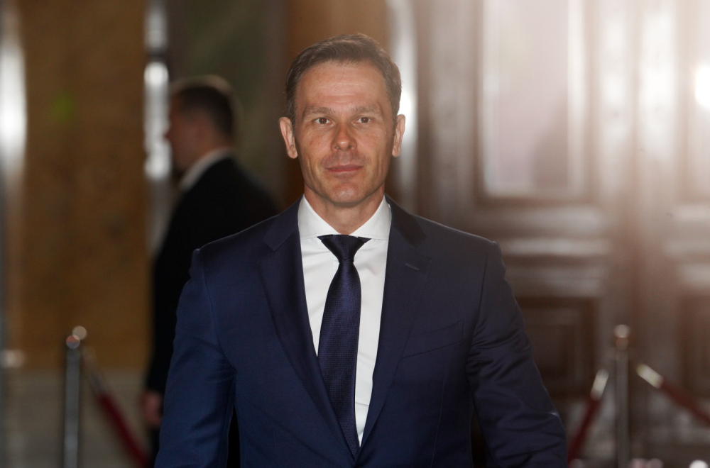 Mali: "Alimentacioni fond još jedan pokazatelj snage Srbije"; "Za samohrane roditelje 500 miliona dinara"