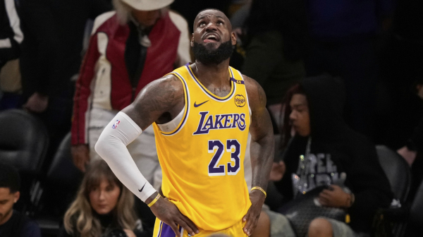 Eliminisani Lebron Džejms o kraju karijere: "Ne znam..." VIDEO