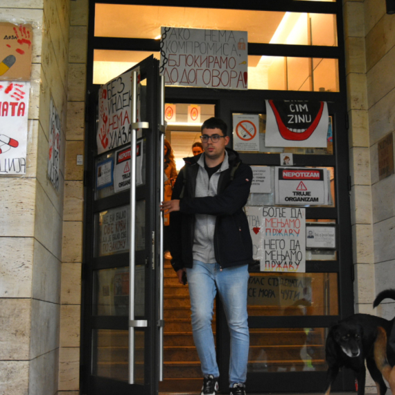 Ministar prosvete: Oni koji ne uđu u "čamac za spasavanje" će izbrisati sebe sa akademske mape
