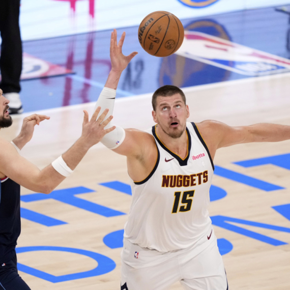 Jokić "nestao" u drugom poluvremenu – Klipersi srušili Denver!