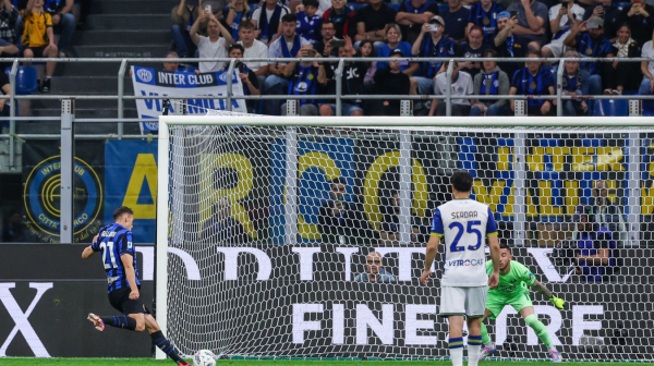 Inter razmišljajući o Barseloni ostao u šampionskoj trci VIDEO