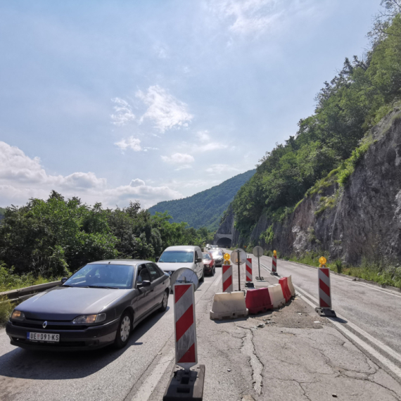 Važno obaveštenje za sve vozače: Planirajte svoje putovanje, u toku su radovi i obustave na putevima