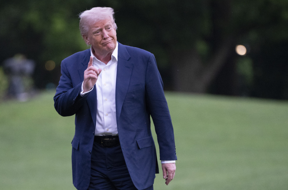 Donald Tramp kao Dart Vejder: Rat zbog "Ratova zvezda" FOTO