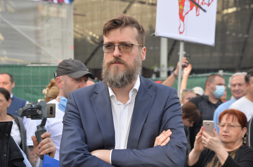 "Biće krvi do kolena"; Nogo ponovo preti Vučiću i huška narod na nasilje VIDEO