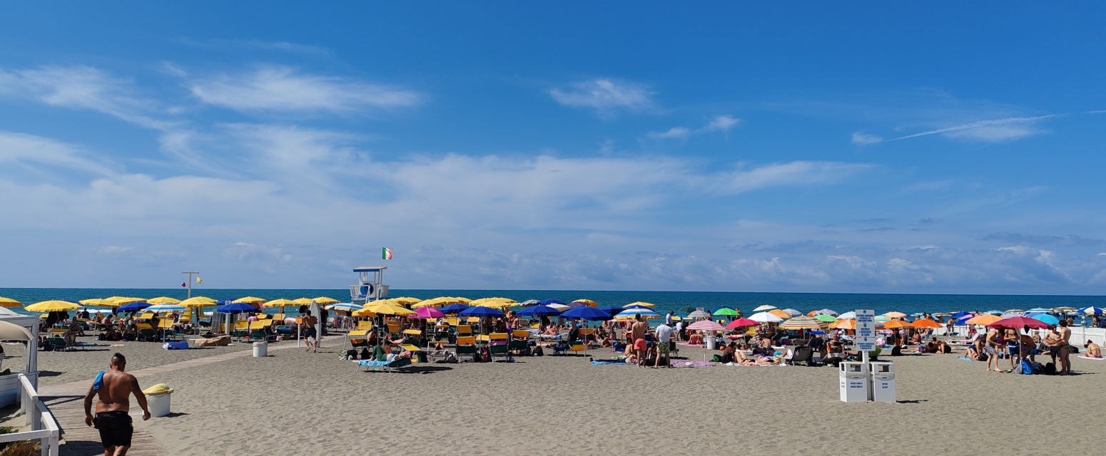 Nadrealne scene na plaži: Ljudi ostali u šoku VIDEO