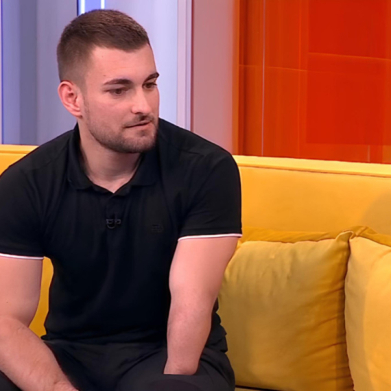 Davor je rođen bez šake, a sada je dvostruki Ginisov rekorder: "Tvrdoglavost mi nije dozvolila..." VIDEO