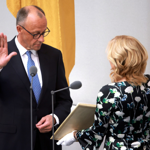 Now it's official: Steinmeier appointed Merz as the new German chancellor