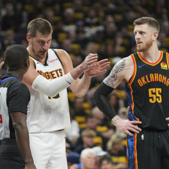 Katastrofa je blaga reč: Jokić isključen, Denver uništen – Oklahoma ubacila 149 poena!