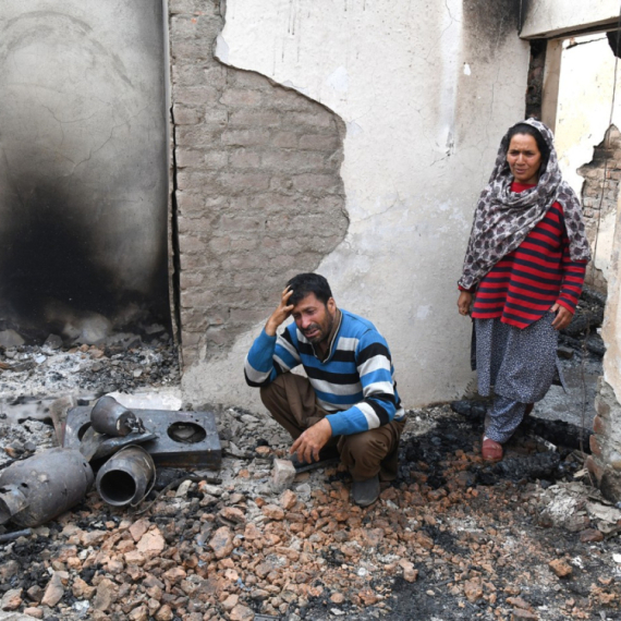 Kashmir under missile attack; "India is at war with terrorists"; If USA doesn't join... VIDEO