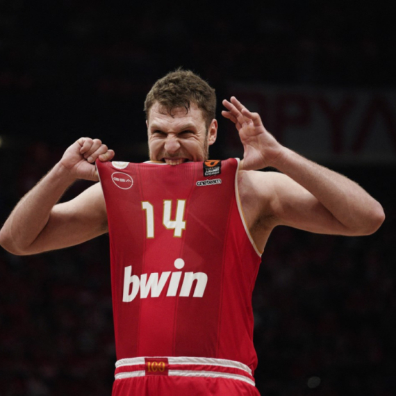 Evroliga objavila – Vezenkov MVP!