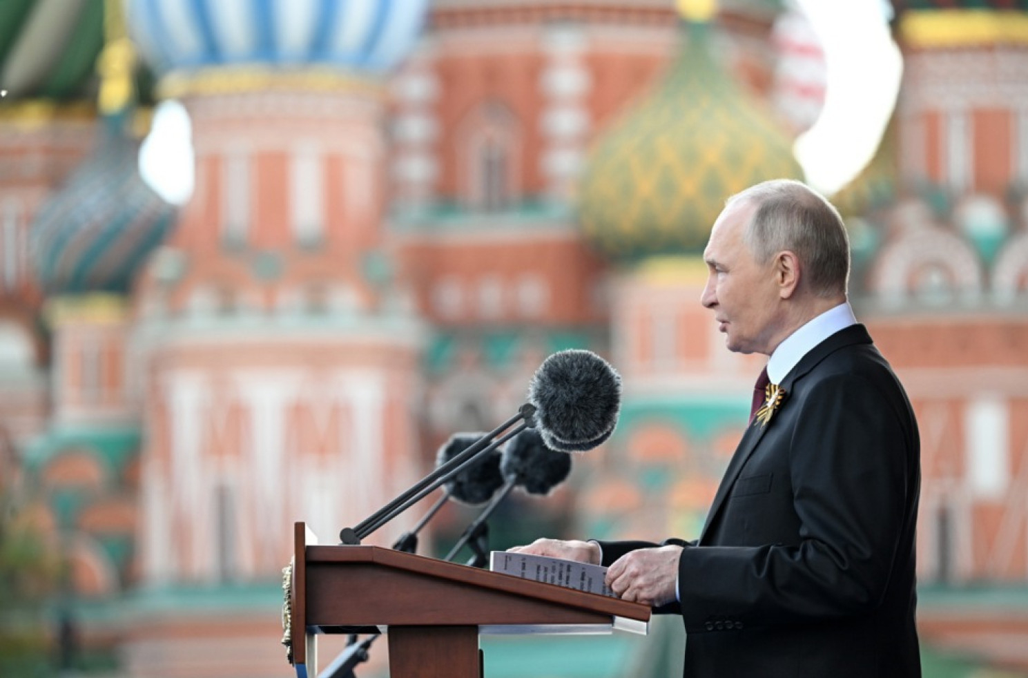 Putin u nesvakidašnjem izdanju; Ruski predsednik zahvalio severnokorejskim vojnicima VIDEO