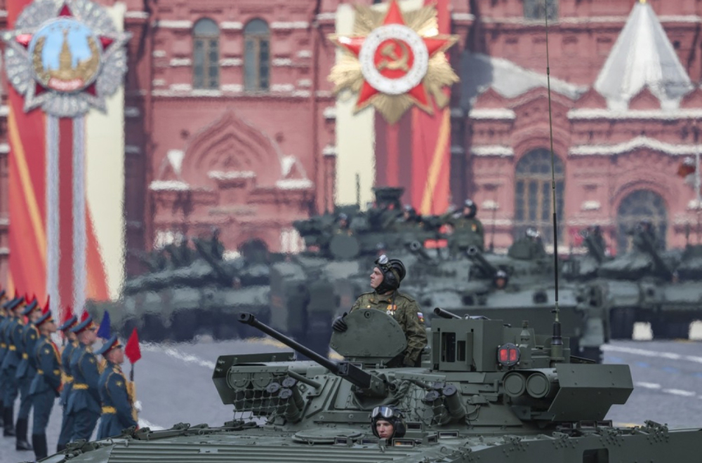 Parada pobede u Moskvi: Prikazano oružje koje se koristi u Ukrajini; Putin poslao jaku poruku FOTO/VIDEO