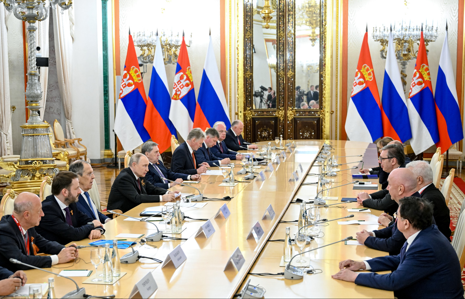 Putin poručio Vučiću: Cenim što ste došli u Moskvu uprkos pritiscima VIDEO