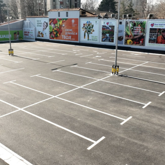 Rekonstruisano još jedno parkiralište i pešačka zona u Novom Sadu