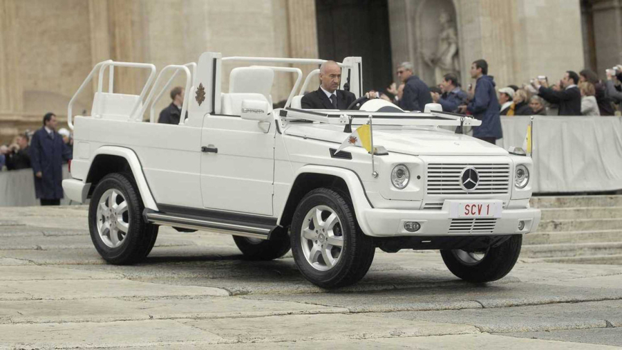 Evolucija papamobila: Od Pande do kragujevačkog Fiata 500L FOTO