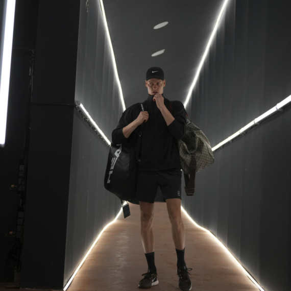 Janik "Dart Vejder" Siner: "Mislim da mi to priliči" FOTO