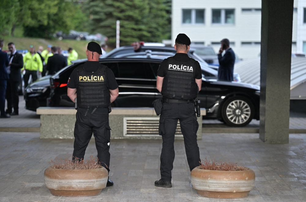 Počinje suđenje za atentat na Fica; Napadač optužen za teroristički napad