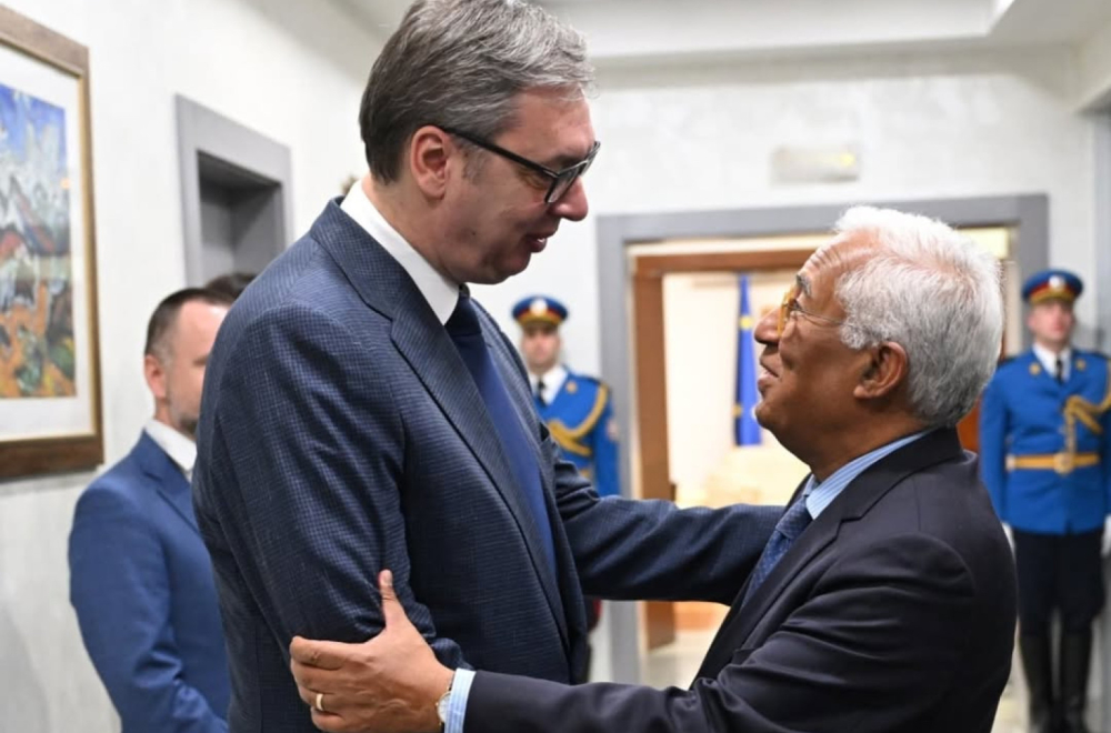 Vučić dočekao Koštu: Razgovaraćemo o ključnim pitanjima odnosa Srbije i EU FOTO