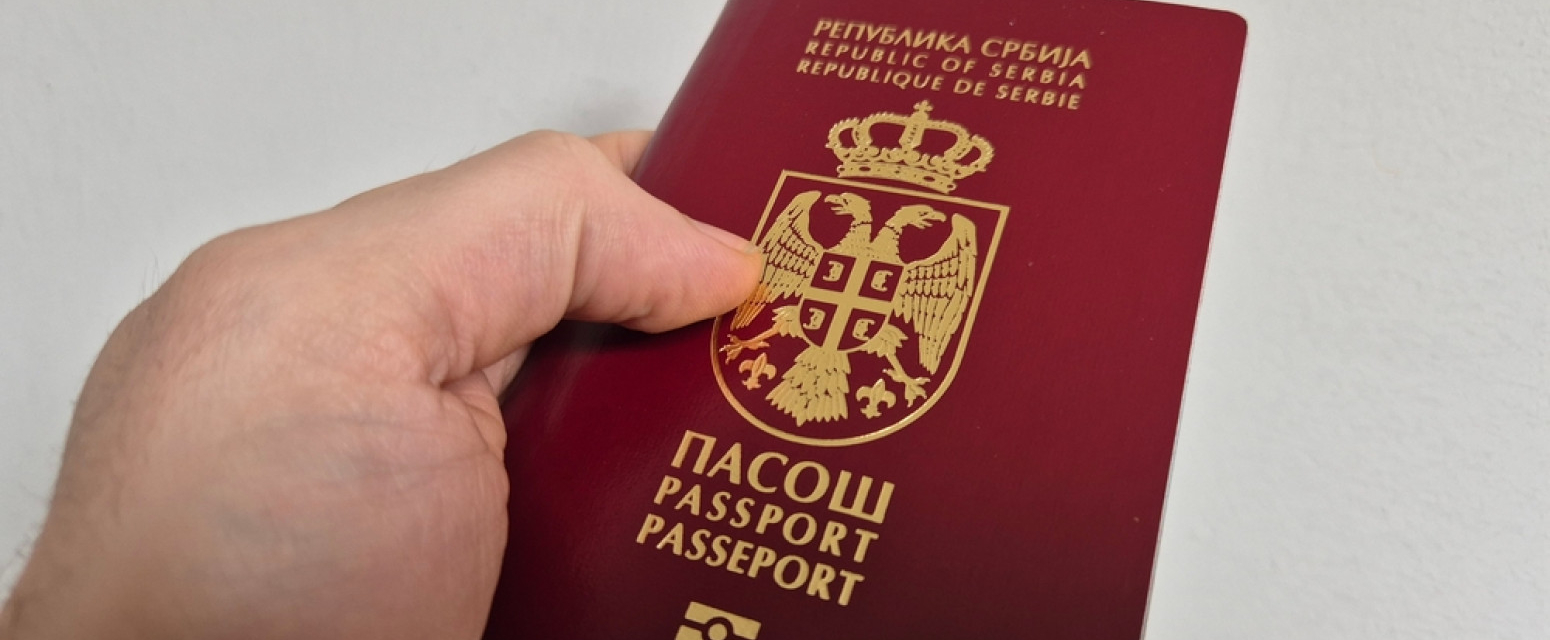 Misteriozno slovo "H" u pasošu: Srbin vraćen sa granice iako je sve delovalo u redu, evo šta ova oznaka znači