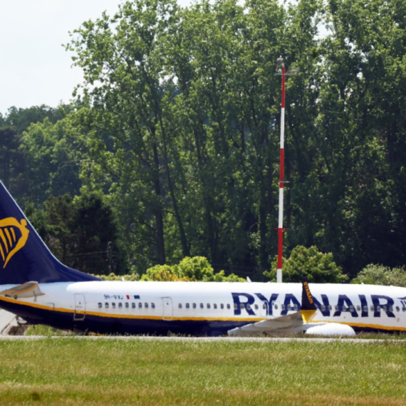 Kraj haosa na velikom aerodromu; Nema bombe u Rajanerovom avionu FOTO