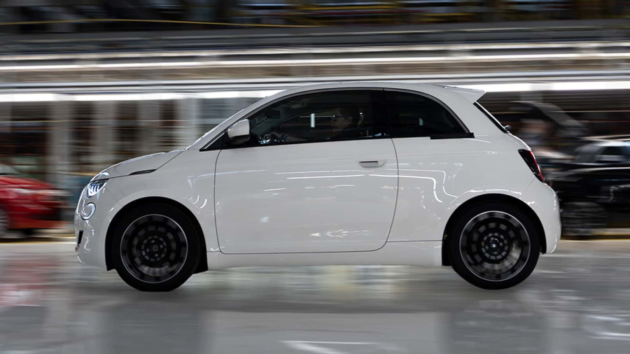 Fiat 500 se vratio benzinskom motoru!