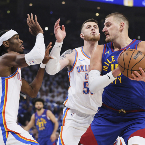 Jokić "brutalan", ali uzalud: 44 poena, 15 skokova i poraz u Oklahomi!